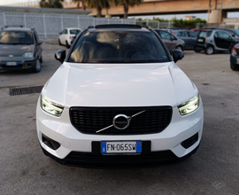 Volvo XC40 D4 AWD R-Design automatica