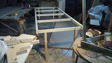 Tavoli ,  mensole, taglieri  SU COMMlSSlONE