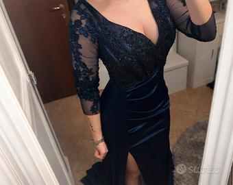 Abito blu da diciottesimo elegante
