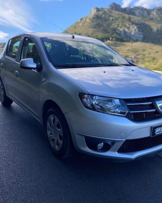 DACIA Sandero 1.5 dCi 8V 75CV Lauréate NEOPATENT