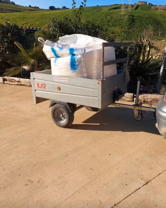 Carrello Rimorchio Auto