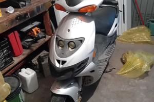 Scooter suzuki AY katana 50