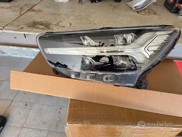 faro volvo xc40 sinistro dal 2017 