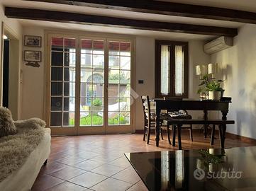 CASA INDIPENDENTE A FERRARA