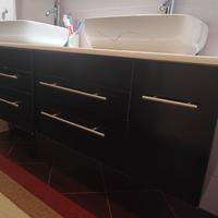 Mobile Bagno doppio lavabo a cassetti e top.