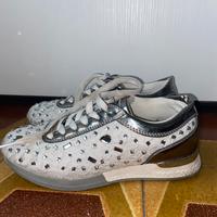 Scarpe Laura Biagiotti  tg 37 con strass
