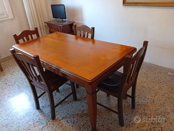 Tavolo Sala Pranzo (con  4 sedie )