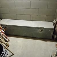 Cassone  porta  attrezzi per autocarro