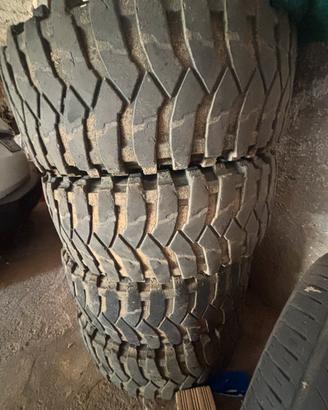 Gomme maxxis