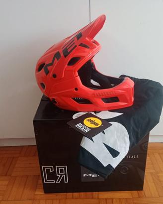 Casco MET Parachute MCR