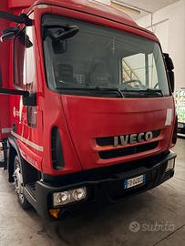 Eurocargo con sponda