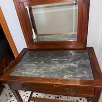 Toletta con Specchiera