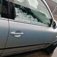 Porta anteriore dx Volkswagen Passat 2003