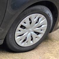 Set 4 Ruote Complete Toyota 15"