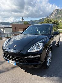 Porsche Cayenne 2011