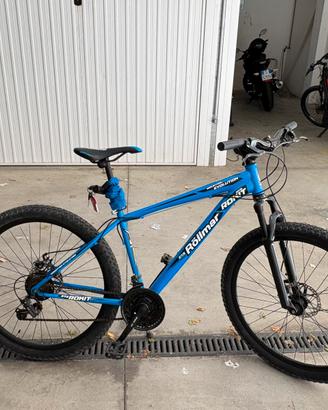 Mountain bike blu
