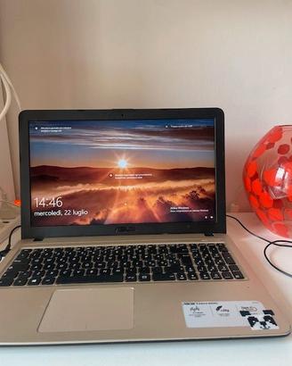 Pc portatile Asus Notebook