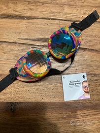 Occhiali gioco sfaccettati e colorati di Tiger