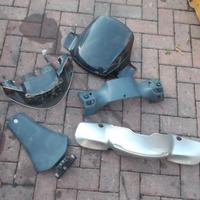 Skipper 125 4T 02 : km cerchio plastiche faro