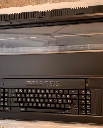 Macchina da scrivere Elettronica Olivetti ET 111 A