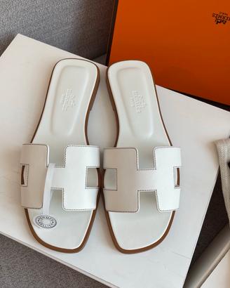 Sandali oran Hermes 