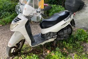 Peugeot LXR 200 - 2009