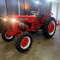 Trattore Storico MC Cormick International Farmall