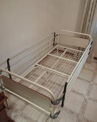 Letto ospedaliero
