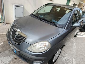 Lancia y 1.2 Metano Neopatentati 