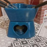 Fonduta Senora in ceramica blu a cuore – Nuova