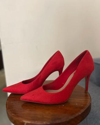 Décolleté rosse Stradivarius – Numero 37