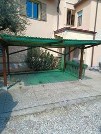 Tettoia da giardino per auto