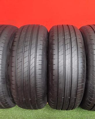 235 60 18 Gomme Estive 90% 2022 GoodYear 235 60R18