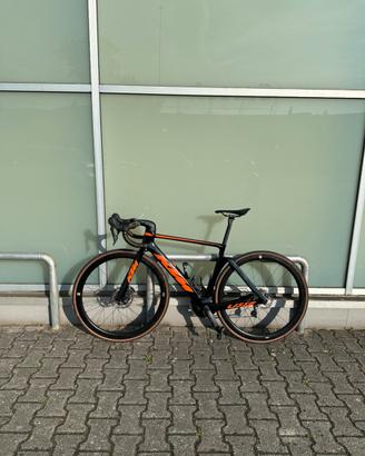 KTM Revelator Lisse Prestige taglia 52