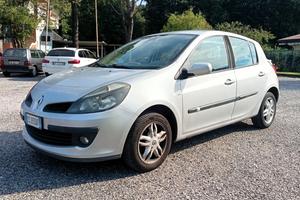 Renault Clio 1.2 Confort
