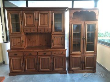 Credenza e vetrinetta