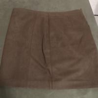 Gonna da donna marca Zara