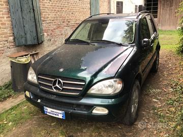 Mercedes ML400 del 2002