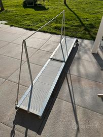 Passerella pedonale in alluminio