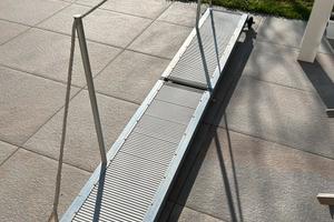 Passerella pedonale in alluminio