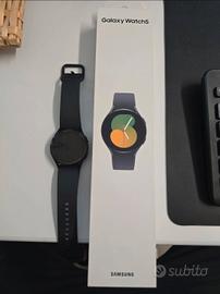 Smartwatch galaxy watch5 40mm black perfettamente 