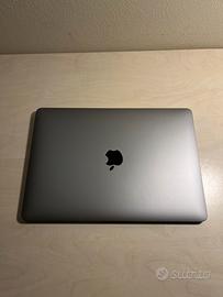 MacBook Air M1