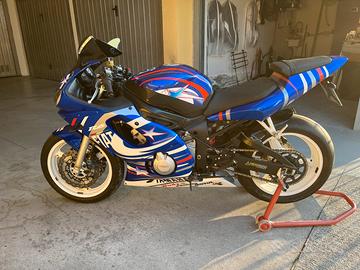 YAMAHA R6 2001 STRADA - PISTA