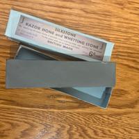 Pietra per affilare rasoio a mano libera