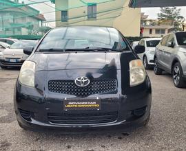 Toyota Yaris 1.0 5 porte ..Adatta Ai Neopatentati.