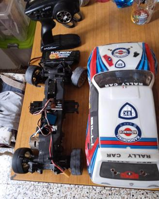 Macchina RC elettrica da rivedere