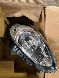 Faro Anteriore Destro Fiat Punto Evo - TYC (Nuovo