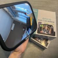 Due specchi retrovisori da auto per neonati