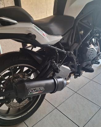 benelli trk 502s