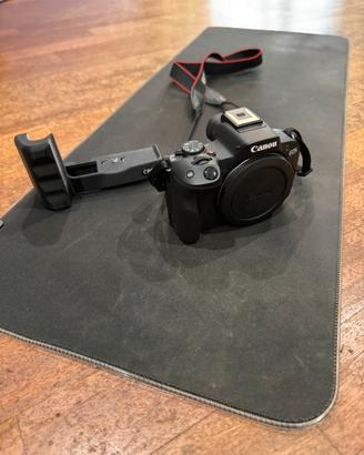 Canon Eos R50